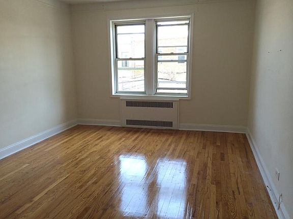 3rd image of 9131 Lamont Ave APT 3G