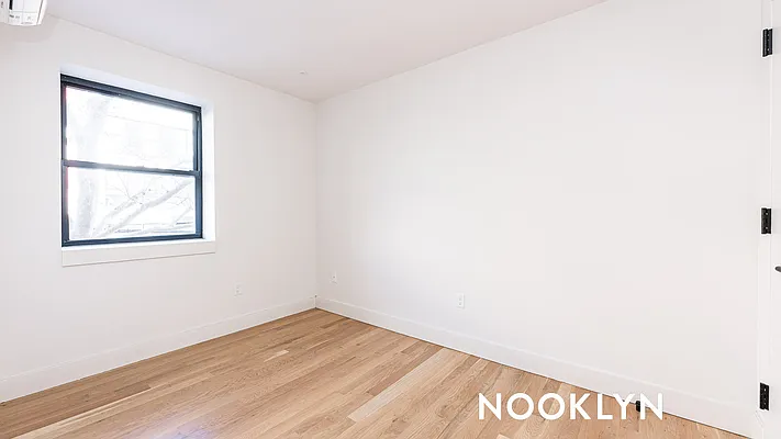 Rented by Nooklyn NYC LLC | media 35