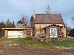 372 Winthrop St, Ishpeming, MI 49849