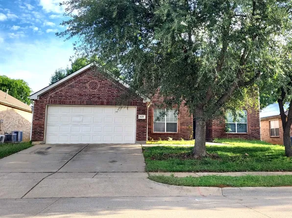 428 Shady Shore Ln, Crowley, TX 76036