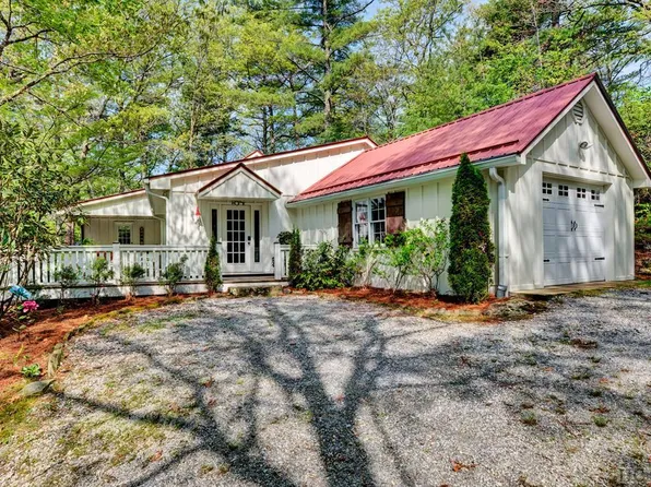 11 Rural Felicity Road, Highlands, NC 28741