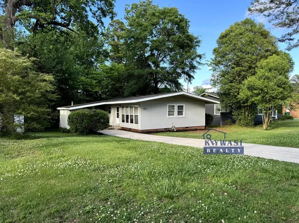 1022 Tracy Dr, Charlotte, NC 28217