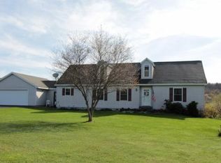 164 Sapbush Rd, Chenango Forks, NY 13746