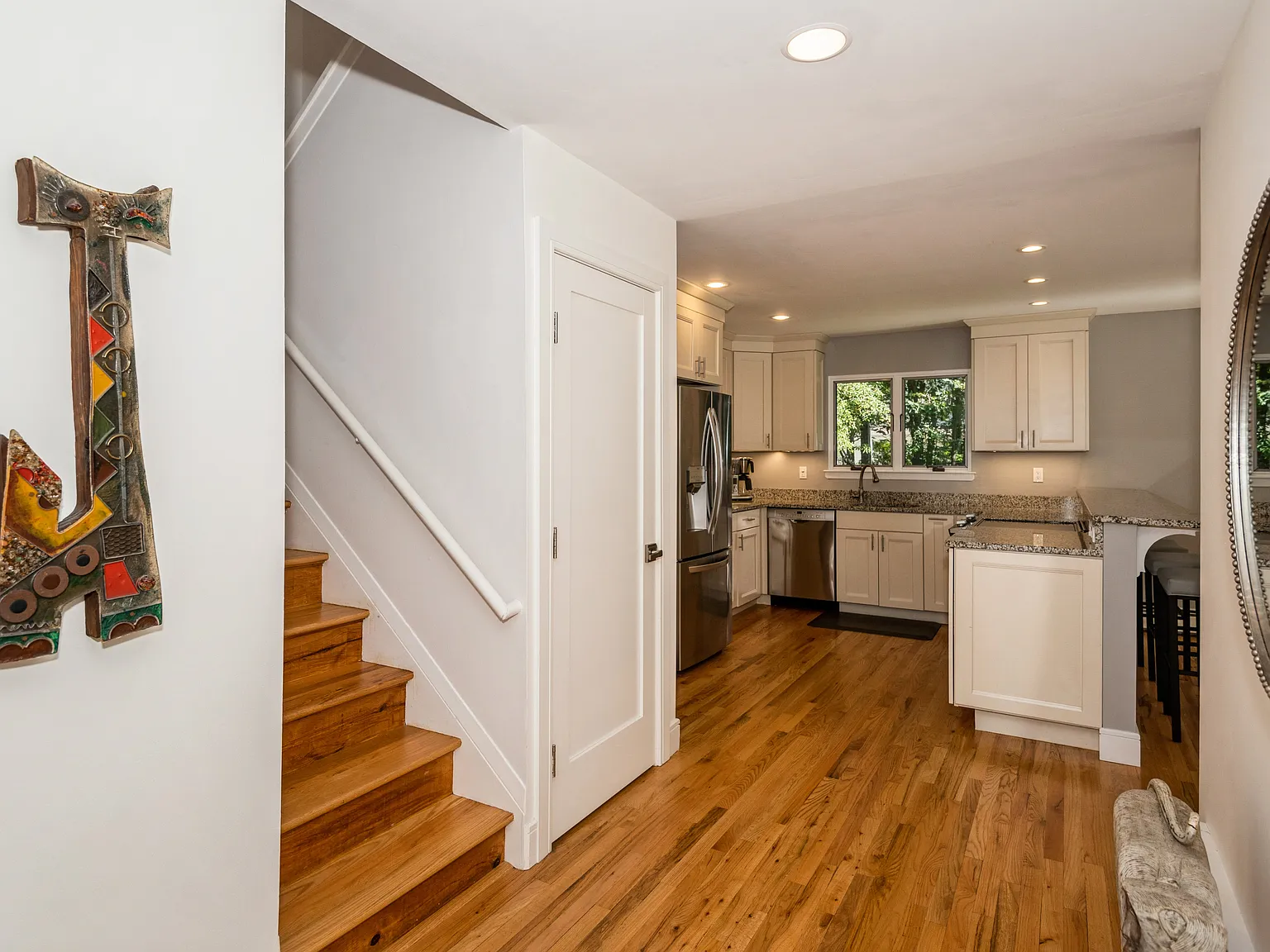 Quogue - Charming Contemporary Home — Photo 4