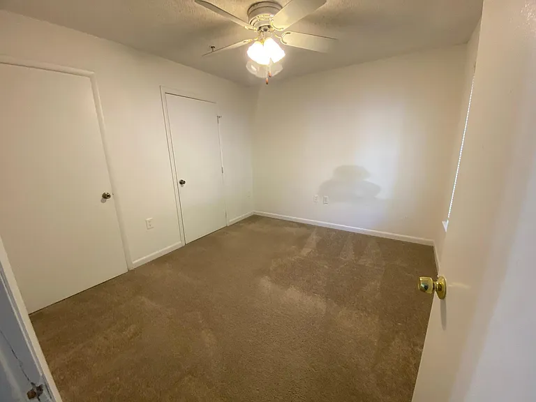 Lake Park Co-living Rooms — Photo 20