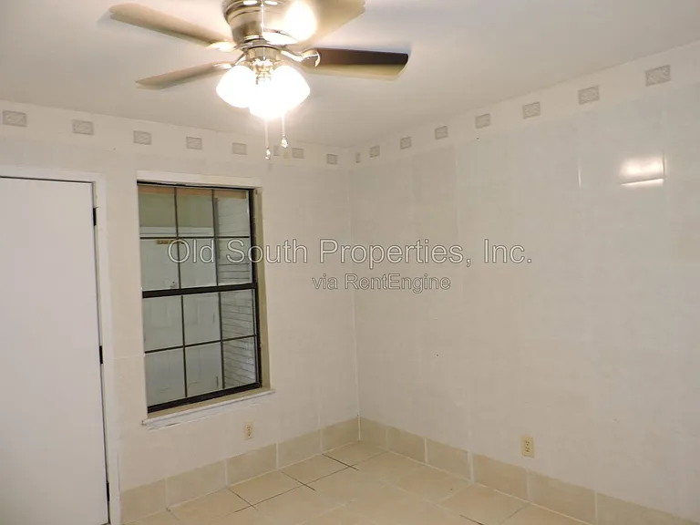1345 Jasma Ln #B — Photo 7