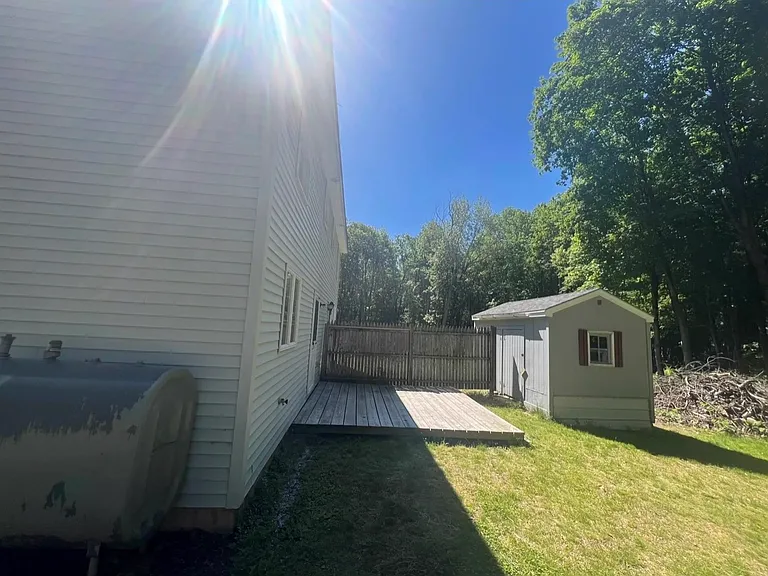 19 Melvin St #19 — Photo 2
