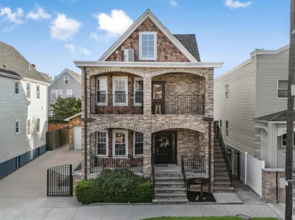 124 Devon Ter, Kearny, NJ 07032