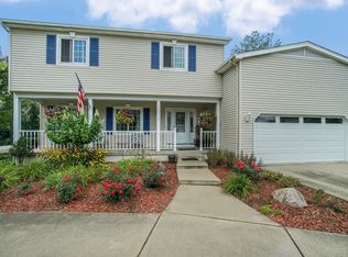 2908 Saturn Dr, Lake Orion, MI