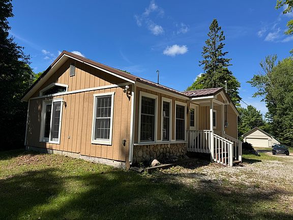 2nd image of 6143 Florence Dr