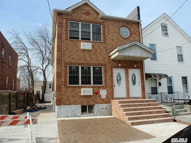 1st image of 1726 E 93rd St
