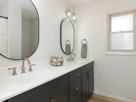 4th image of 4 Carraway Ct