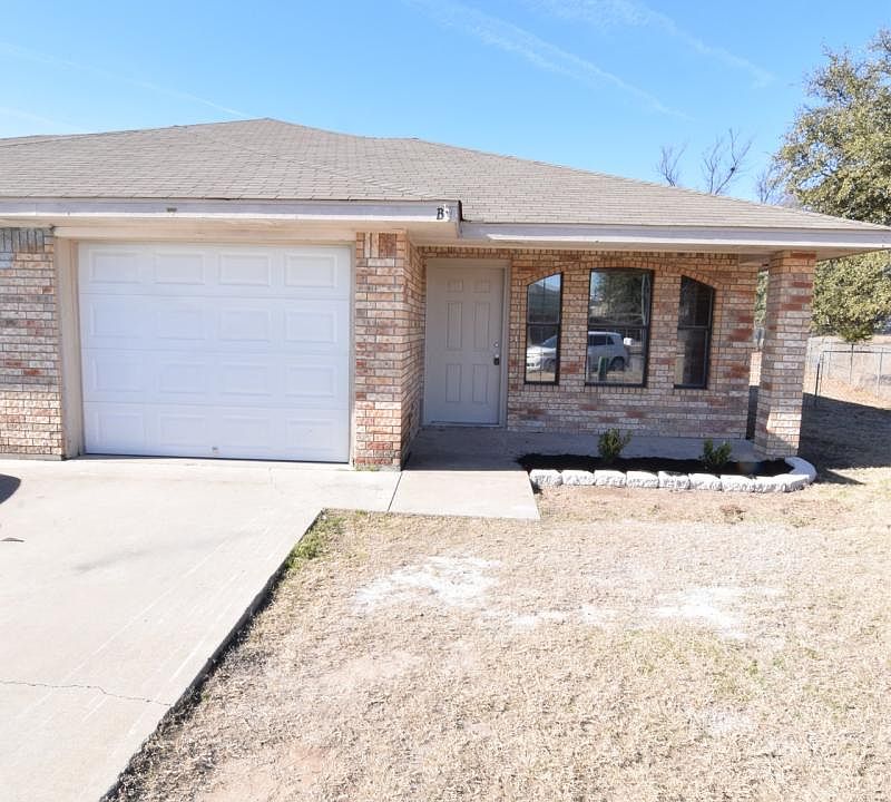 1st image of 325 Janelle Dr #Ab