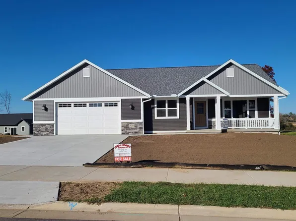 439 Gunderson Drive, Portage, WI 53901