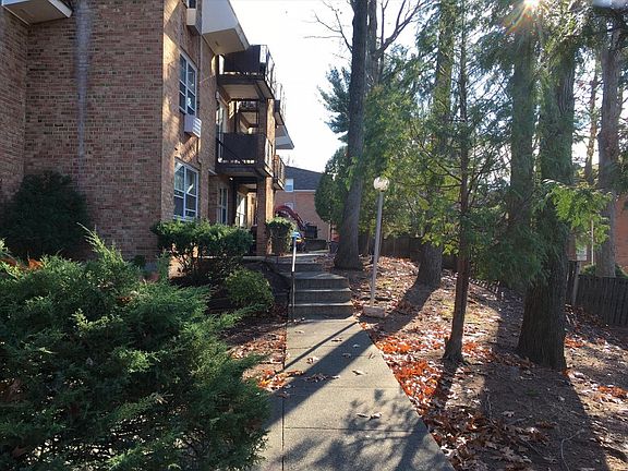 2nd image of 165 Kearsing Pkwy