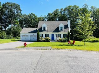 206 Haymeadow Ln, Ayer, MA 01432