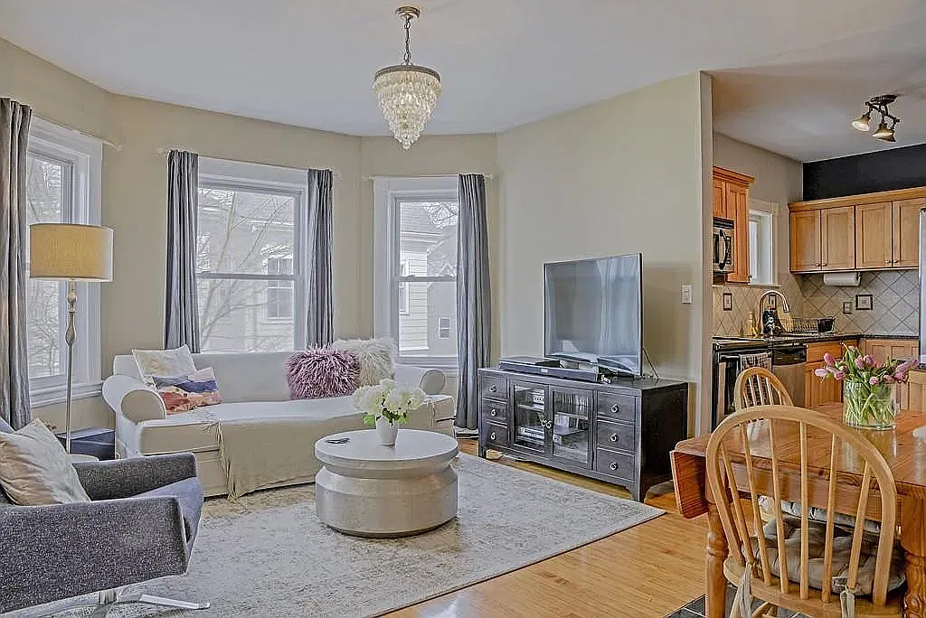2 bed, 862 sqft, $3,500 — Photo 3