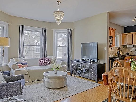 3rd image of 77 Avon St #2
