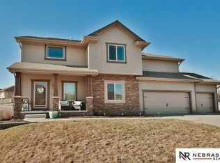 17015 Emiline St, Omaha, NE 68136