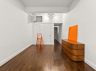 180 Thompson St, New York, NY 10012