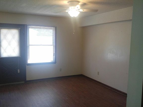 2nd image of 100 W 17th St APT 3