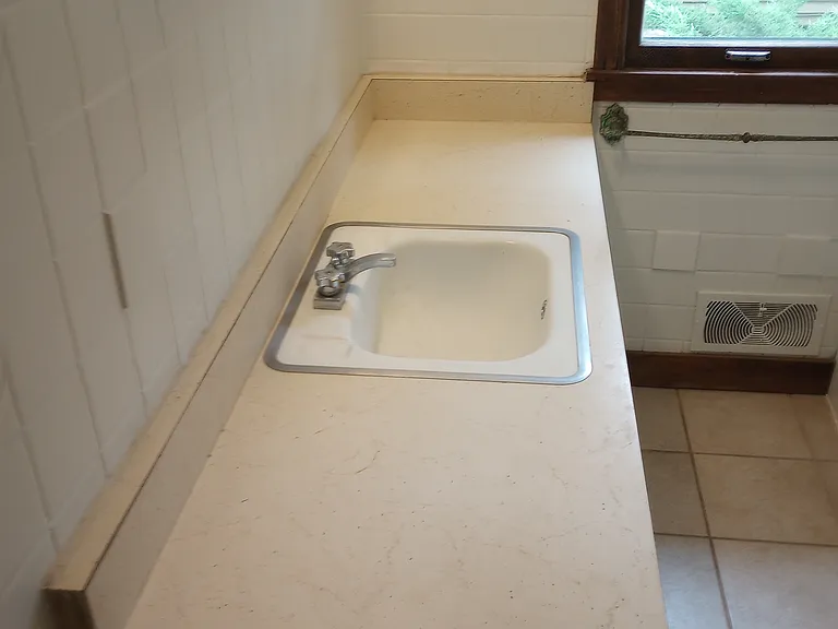 1208 Beech St — Photo 22