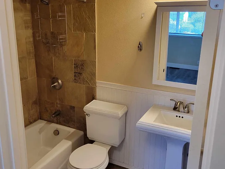 1611 S Verde St — Photo 19