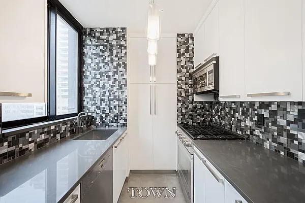 Sold by Town Residential | media 6