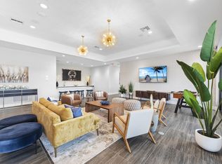 Vista Lago Apartments, Miami, FL 33169