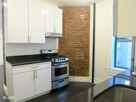Rented by Citi Habitats | media 25