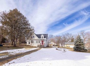 320 N Main St, Dodgeville, WI 53533