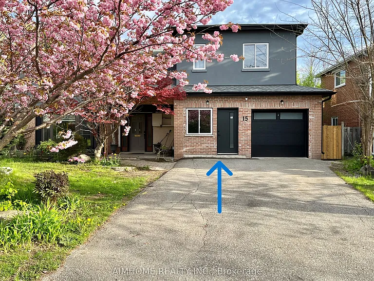 15 Waddington Cres #2 — Photo 5
