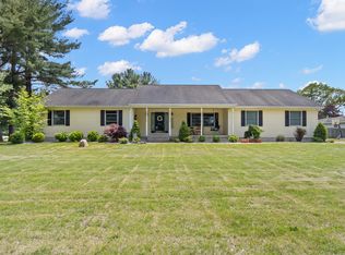 617 Ramsey Ln, Pleasant Lake, MI 49272