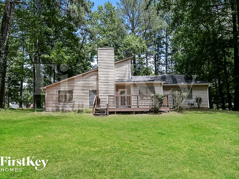 5301 W Jones Bridge Rd — Photo 15