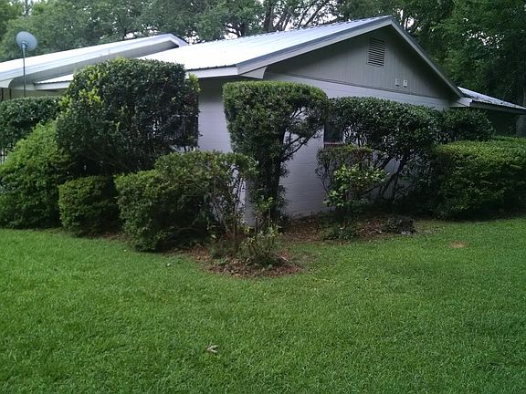 3rd image of 1206 NW 36th St