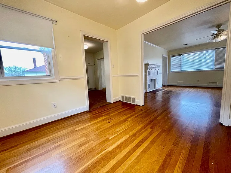 1109 Smithfield Ave — Photo 12