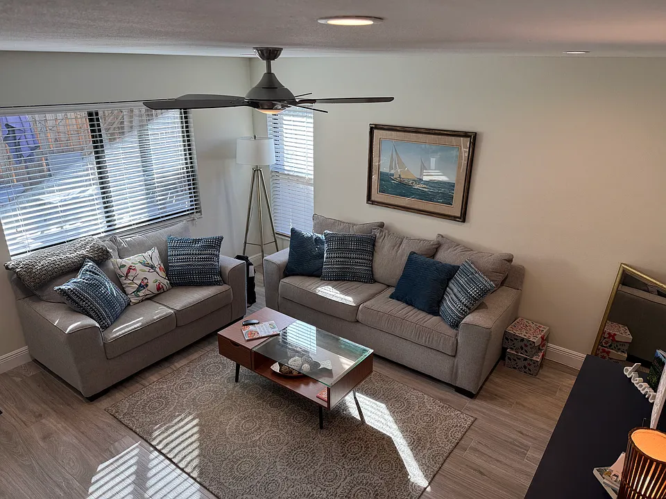 3305 River Villa Way