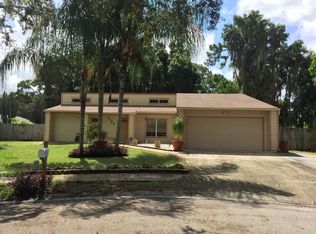 2489 E Burr Oak Ct, Sarasota, FL 34232