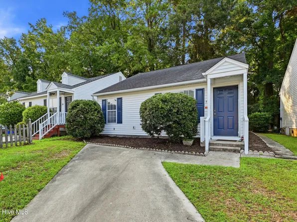 711 Varsity Drive, Wilmington, NC 28403