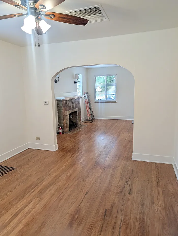 3 bed, 1.0 bath, 1143 sqft, $2,550 — Photo 3