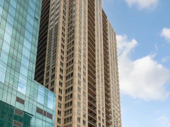 1111 S Wabash Ave APT 1604, Chicago, IL 60605