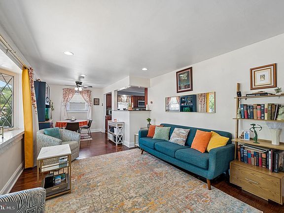 3rd image of 609 Marlyn Ave