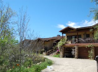 26078 Mulholland Hwy, Calabasas, CA 91302