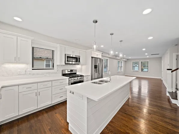 37 Bay State Rd, Quincy, MA 02171