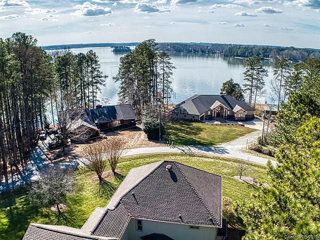 1st image of 151 Yellow Jacket Cir #6