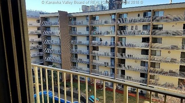 1st image of 2106 Kanawha Blvd E APT 624