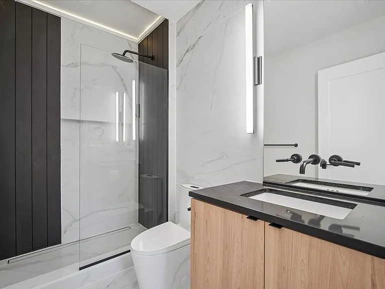1208 M St NW #22 — Photo 18
