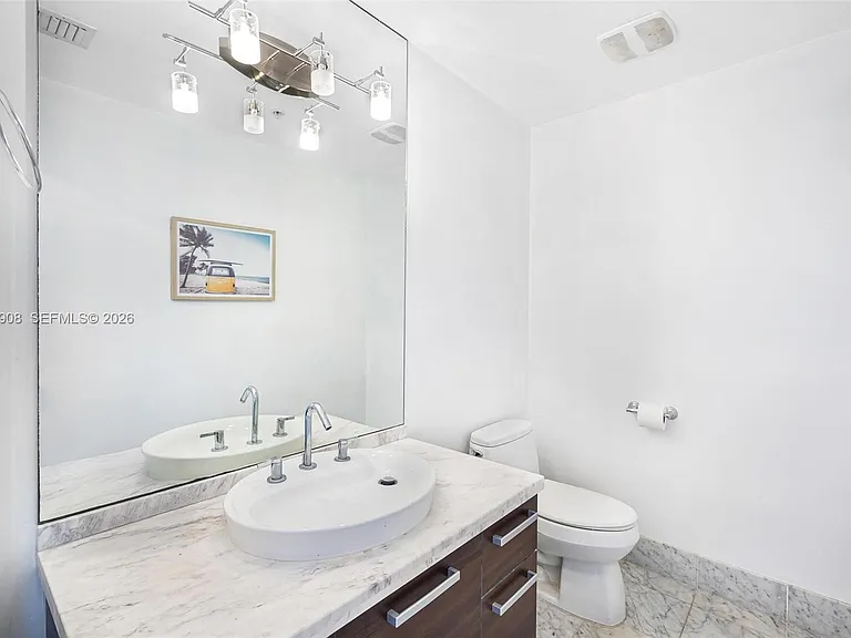 244 Biscayne Blvd #445 — Photo 15