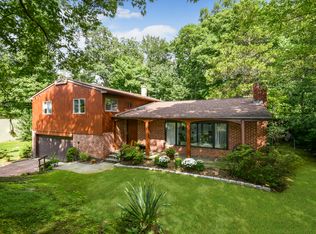 53 Woodcut Ln, New Rochelle, NY 10804