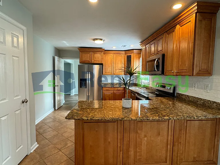 1584 Boles Pl — Photo 10